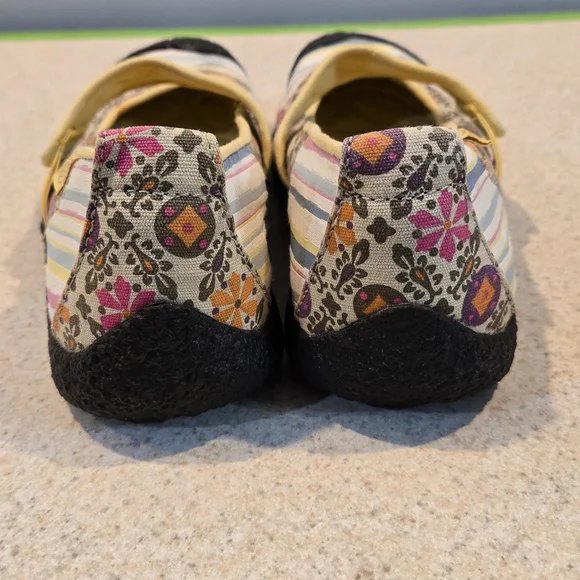 Keen Harvest Mary Jane Flats Multicolor Floral Stripe Canvas - Picture 2 of 6